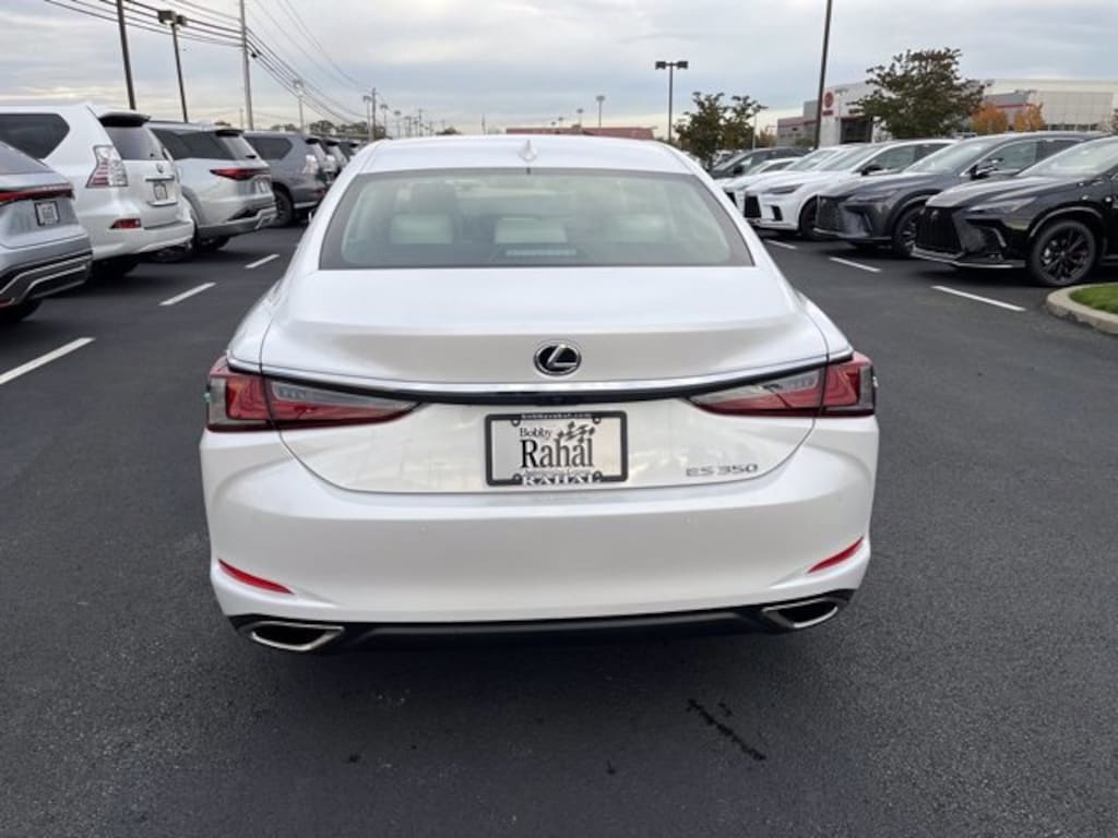New 2024 LEXUS ES 350 For Sale at Bobby Rahal Lexus of Lancaster County