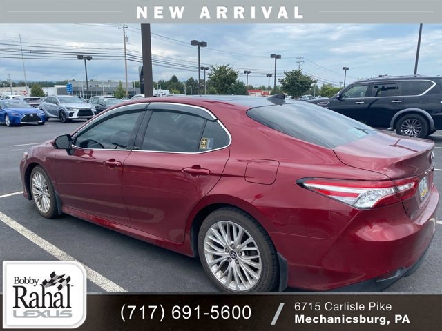2018 Toyota Camry XLE photo 4