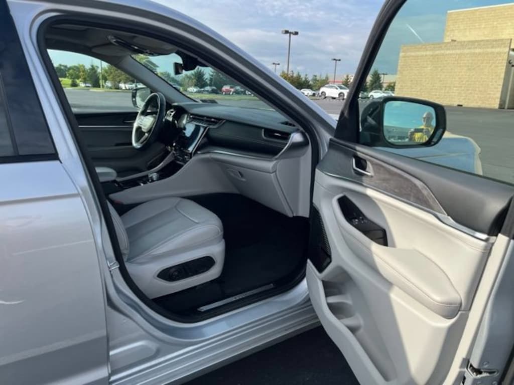 Used 2021 Jeep Grand Cherokee L Overland