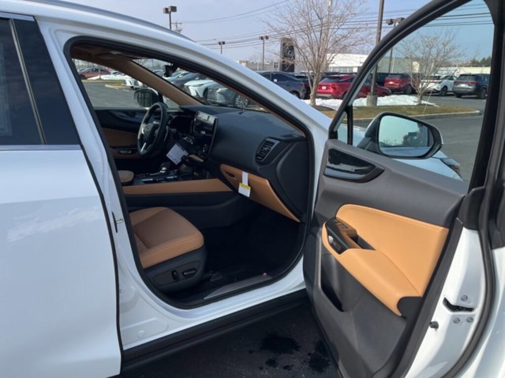 New 2026 Lexus NX PLUG-IN HYBRID ELECTRIC VEHICLE 450h+ PREMIUM AWD 5-DOOR SUV AWD