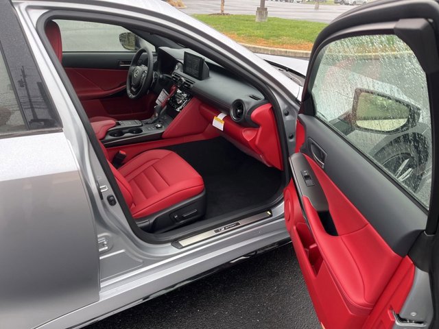 2025 Lexus IS 350 F SPORT AWD photo 3