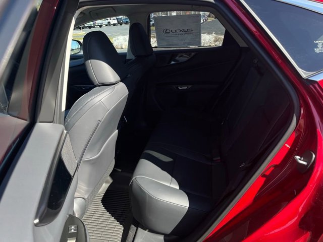 2026 Lexus NX 350 - Photo 12