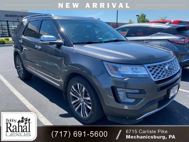 2017 Ford Explorer Platinum 4WD's photo