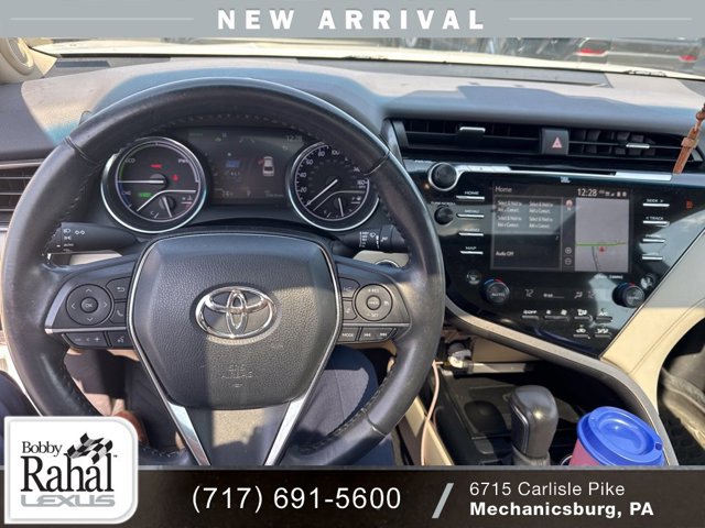 2020 Toyota Camry Hybrid XLE photo 3