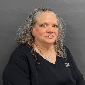 Staff member Laura Gilpin from ID_807146