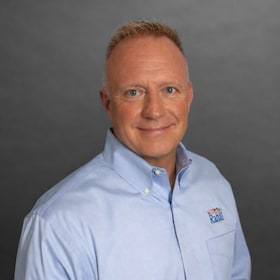 Staff member George Seeger from ID_00b3fd