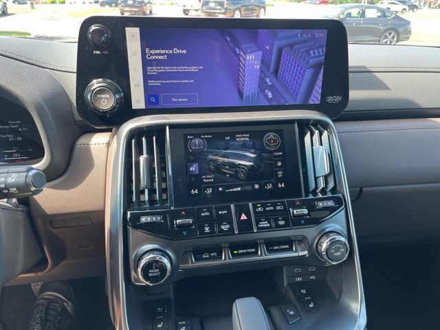 2026 Lexus LX 700h Luxury - Photo 16