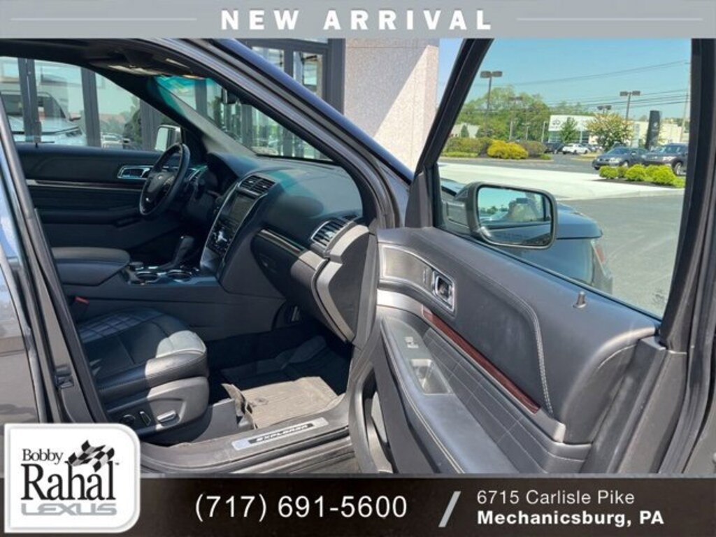 Used 2017 Ford Explorer Platinum