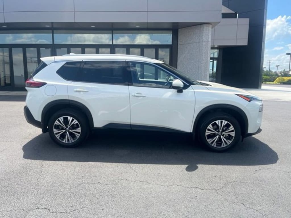 Used 2021 Nissan Rogue SV