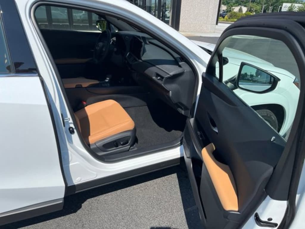 New 2026 Lexus UX HYBRID 300h PREMIUM AWD 5-DOOR SUV AWD
