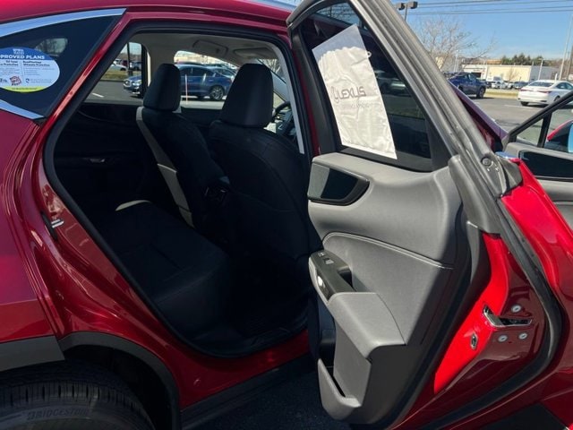 2026 Lexus NX 350 - Photo 6