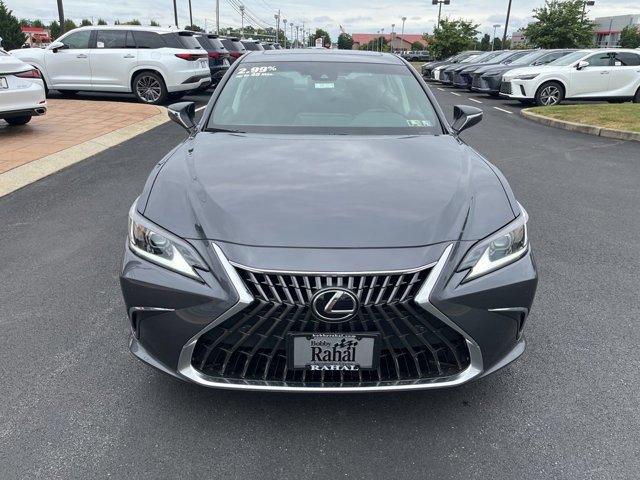 2025 Lexus ES 300h Premium photo 2