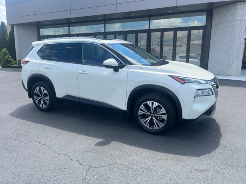 Used 2021 Nissan Rogue SV