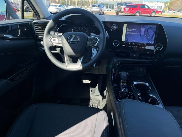2026 Lexus NX 350 - Photo 15