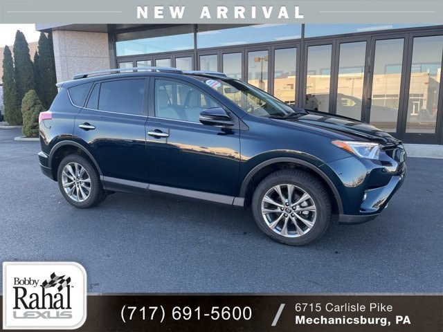 2017 Toyota RAV4 Limited's photo