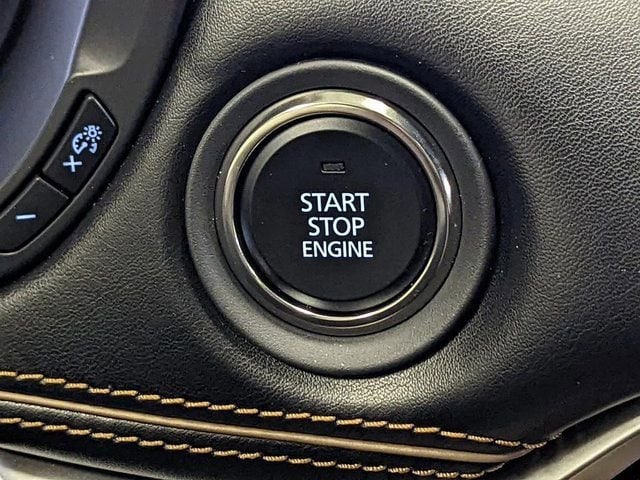 2025 Mazda CX-90 Premium Package - Photo 17