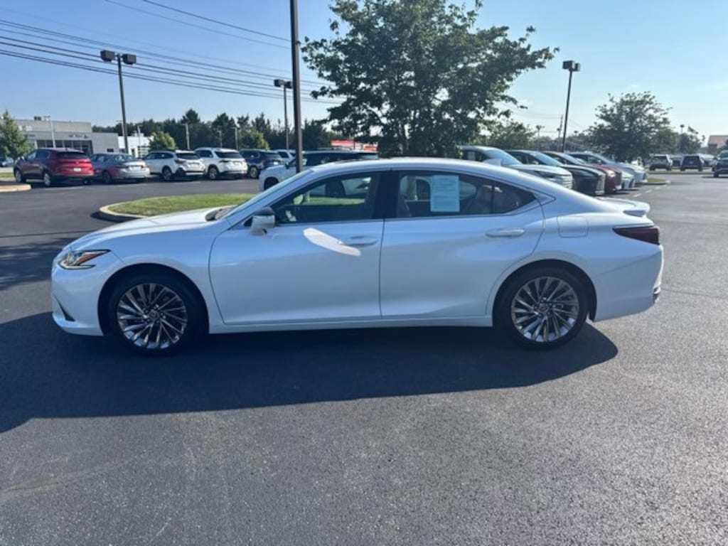 Used 2025 Lexus ES ES 300h Luxury