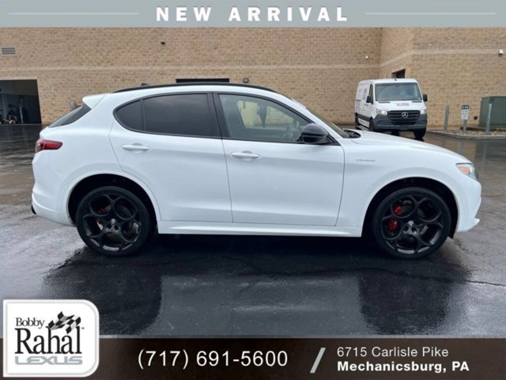 Used 2022 Alfa Romeo Stelvio Veloce