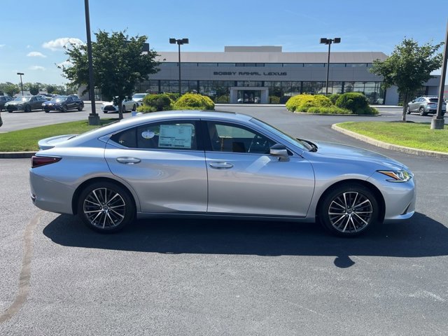2025 Lexus ES 300h Premium photo 3