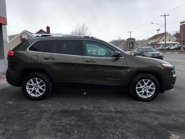Used 2016 Jeep Cherokee For Sale at Bobby Rahal Automotive ...