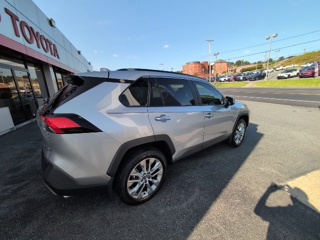 2024 Toyota RAV4 Limited photo 4