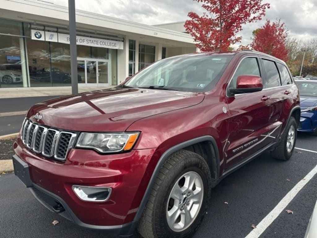 Used 2017 Jeep Grand Cherokee Laredo