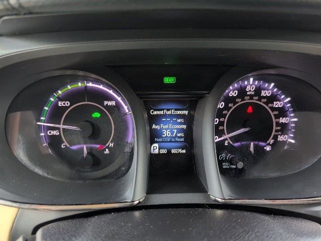 2016 Toyota Avalon Hybrid XLE Premium photo 2