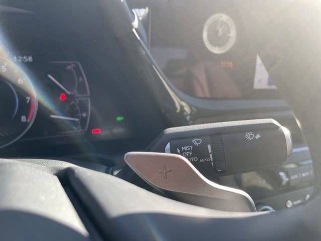 2025 Lexus ES 350 - Photo 15