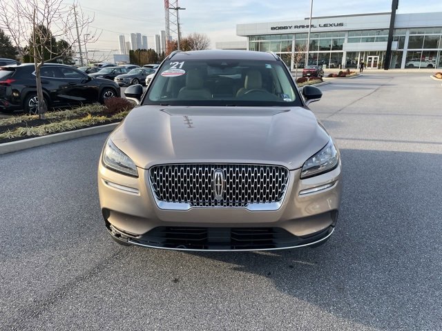 2021 Lincoln Corsair Standard photo 2