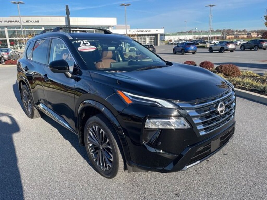 Used 2025 Nissan Rogue Platinum