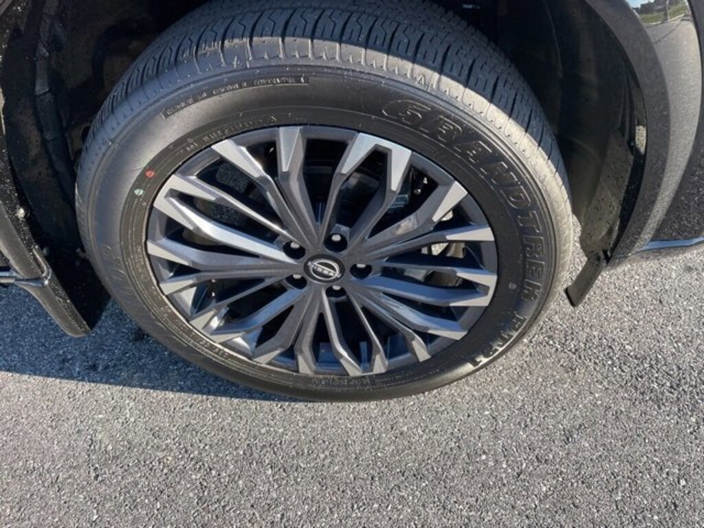 Used 2025 Nissan Rogue Platinum