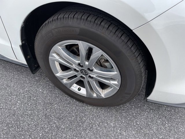 2022 Toyota Sienna Platinum photo 4