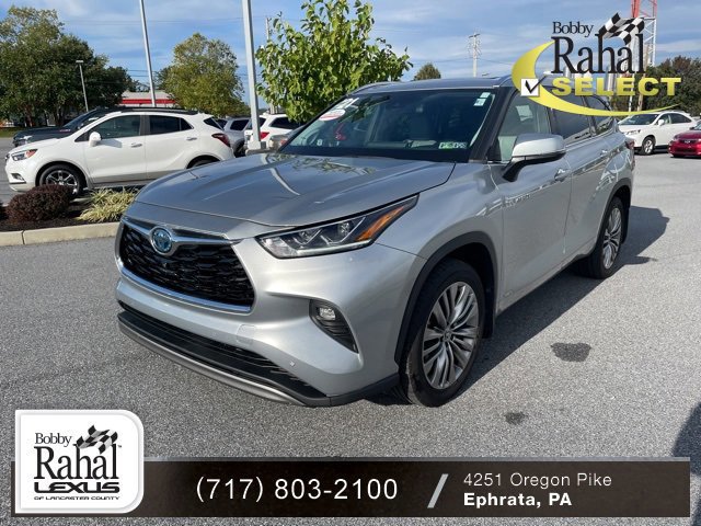2021 Toyota Highlander Platinum's photo