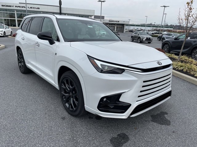 2026 Lexus TX 500h F SPORT Performance Luxury photo 3