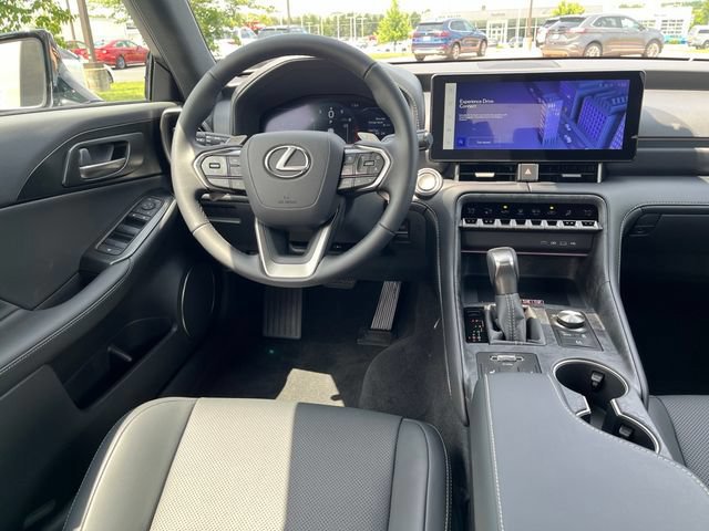 2026 Lexus IS 350 F SPORT DESIGN - Photo 15