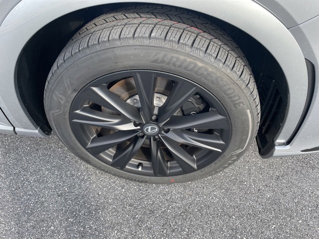 2026 Lexus RX 500h F SPORT Performance photo 4