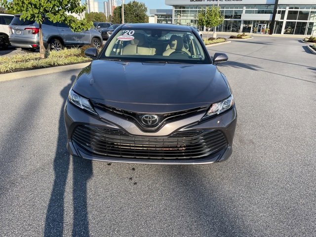 2020 Toyota Camry LE photo 2