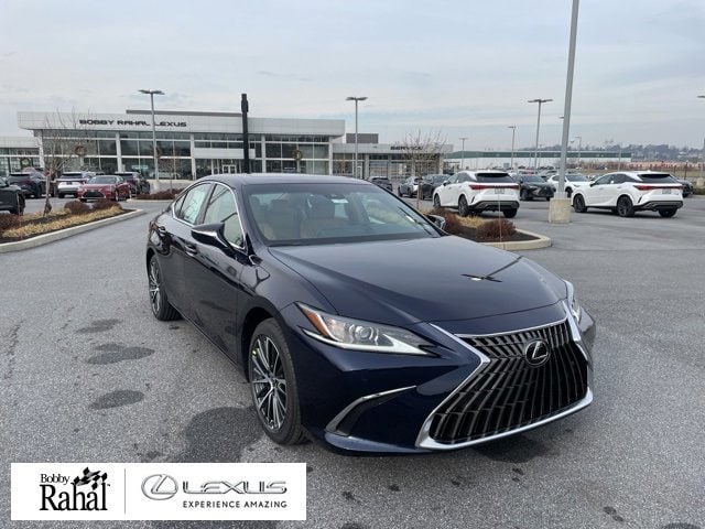 2025 Lexus ES 350's photo