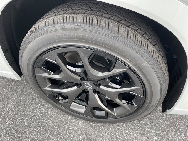 2026 Lexus TX 500h F SPORT Performance Luxury photo 4