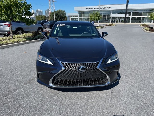 2025 Lexus ES 350 Premium photo 2