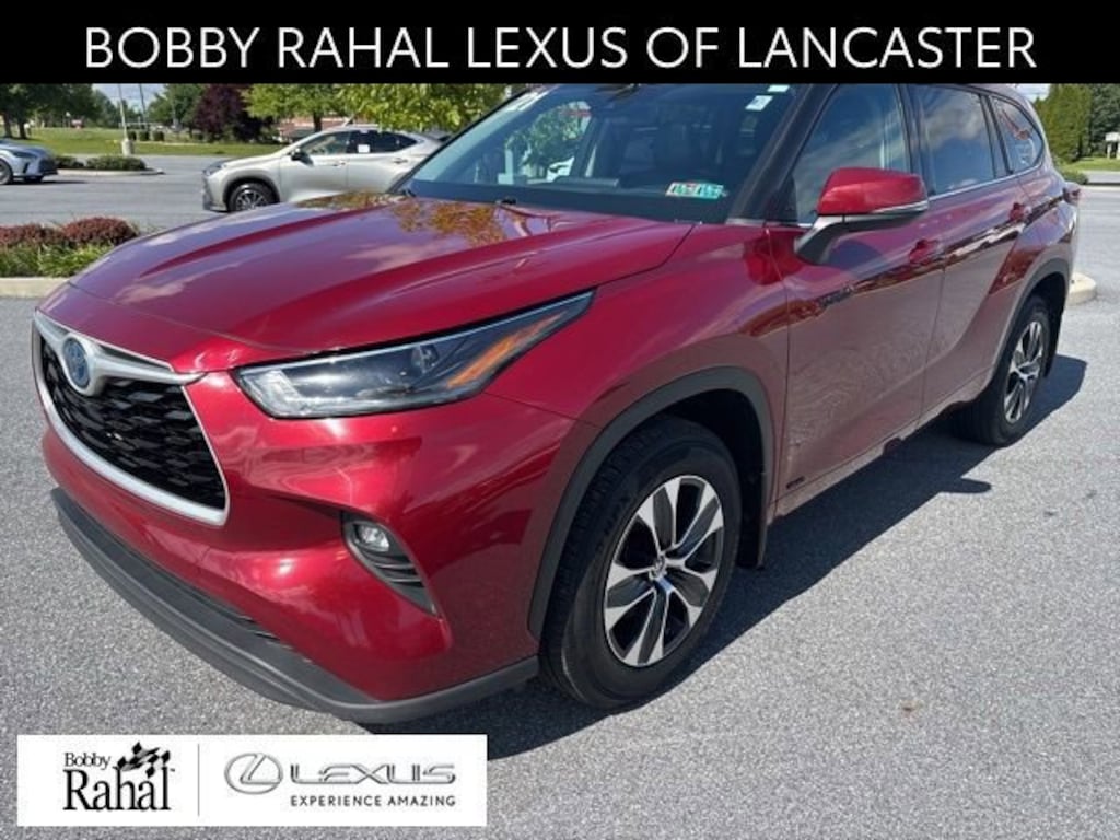 Used 2021 Toyota Highlander Hybrid XLE