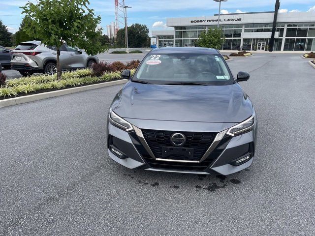 2022 Nissan Sentra SR photo 2