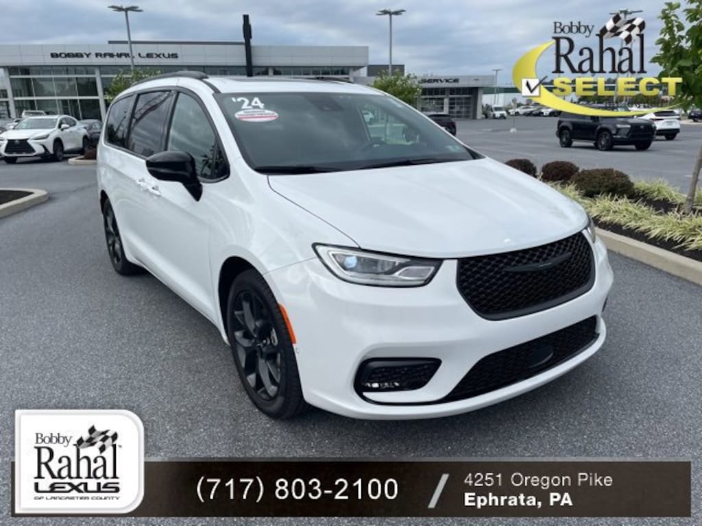 Used 2024 Chrysler Pacifica Limited