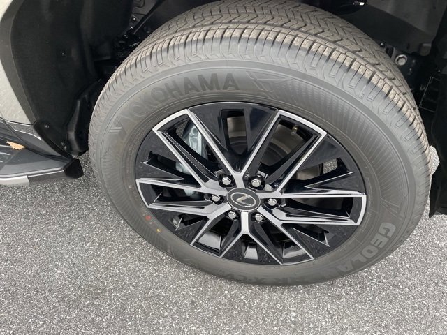 2025 Lexus GX 550 Premium photo 4