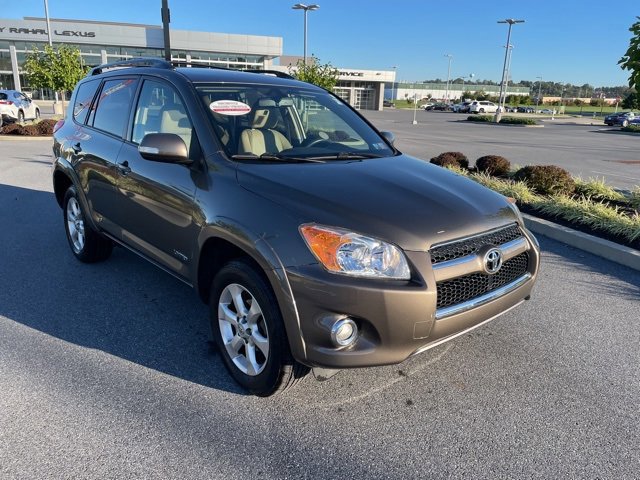 2009 Toyota RAV4 Limited photo 2