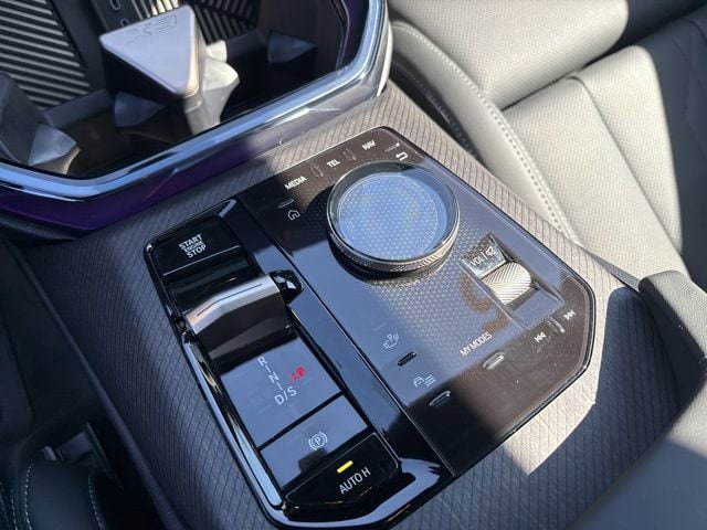 2025 BMW X3 30 - Photo 27