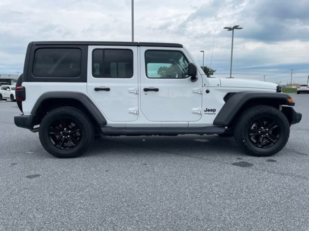Used 2021 Jeep Wrangler Unlimited Sport Altitude