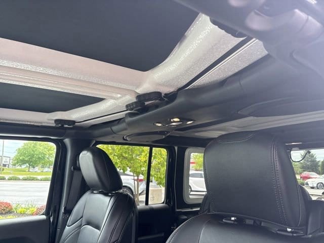 2020 Jeep Wrangler Unlimited Sahara Altitude - Photo 13