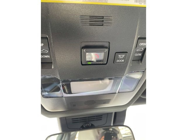 2025 Lexus UX - Photo 22