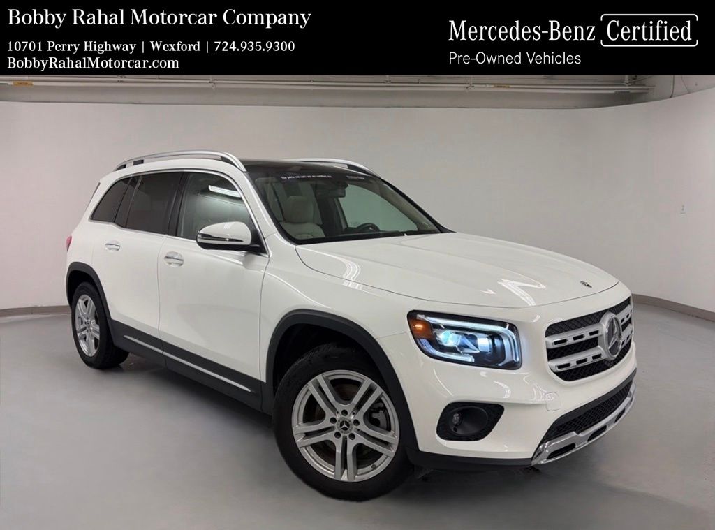 2022 Mercedes-Benz GLB GLB 250 4MATIC's photo